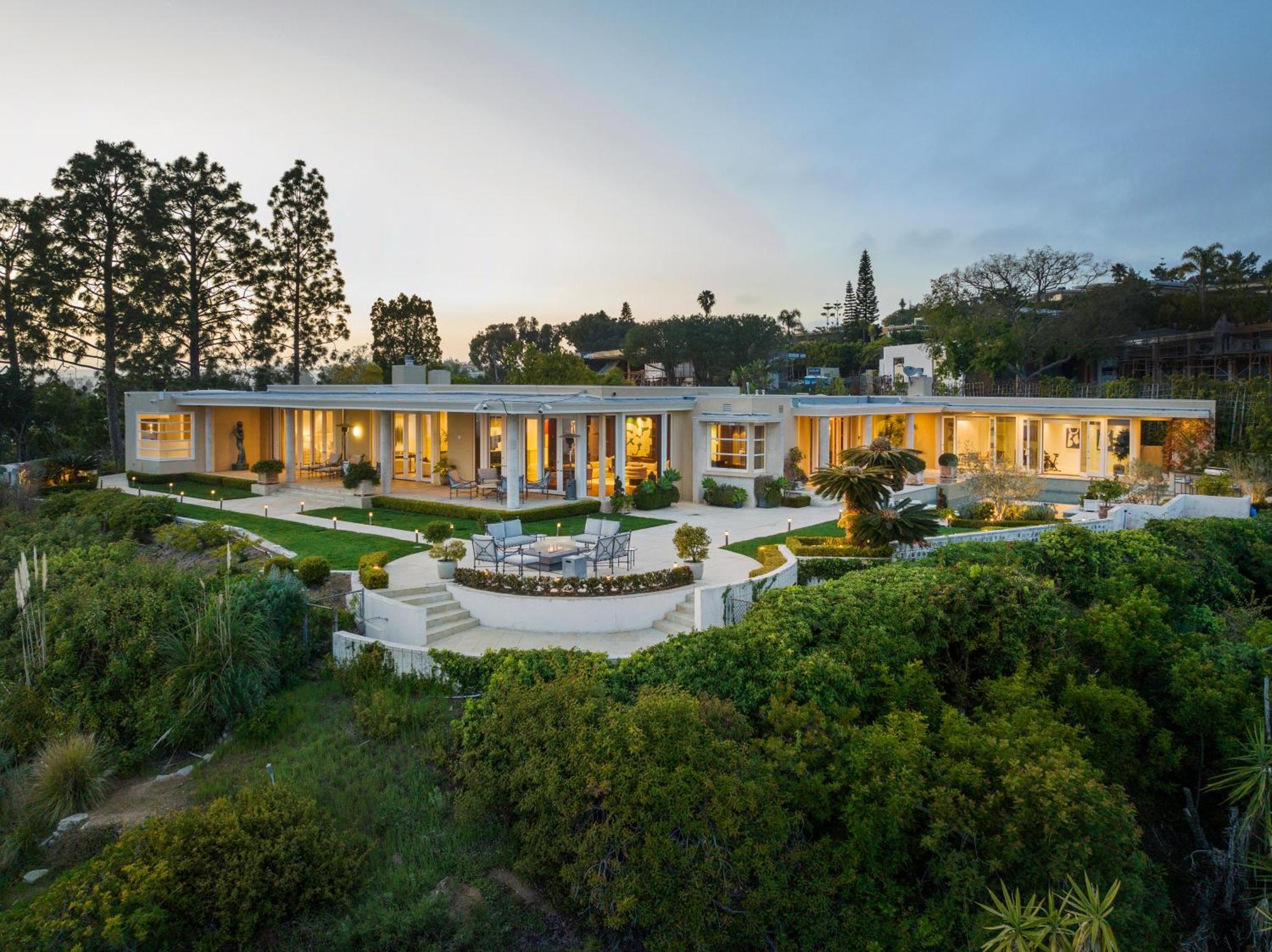 Trousdale Grand Los Angeles Exterior foto